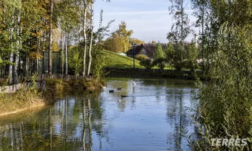 Эмеральд Вилладж / Emerald Village